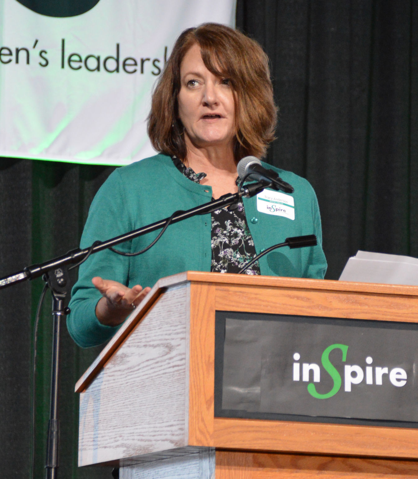 Tracy Anderson, Excellence in Educ award, UNL-Lanc Co. 4H coordinator.JPG